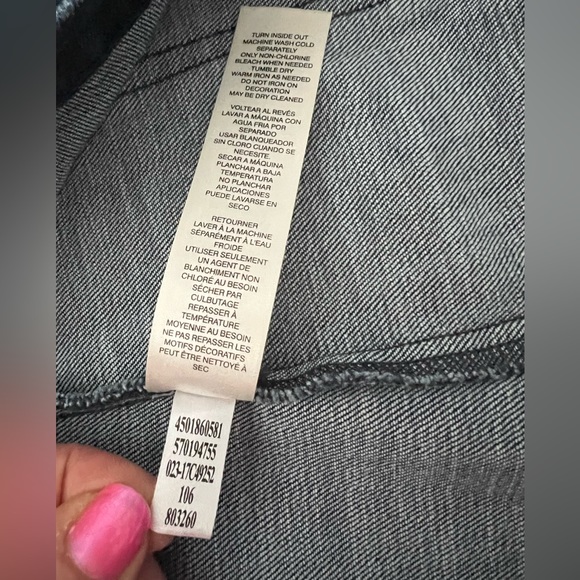 CHICO EUC Denim Jacket with metal button closure 2 front flat pockets SZ medium - Picture 7 of 7